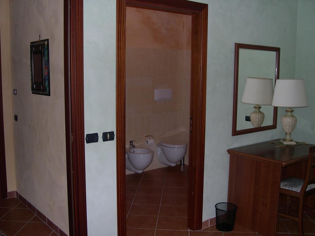 Aia Di Lazzaro Agriturismo Casalbore الغرفة الصورة
